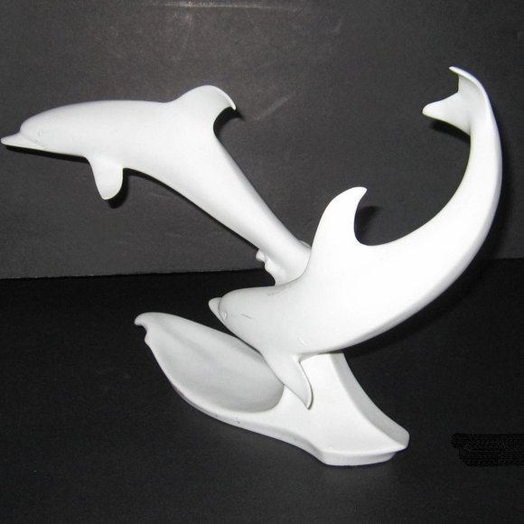 Vintage Bisque Porcelain Dolphins AK Kaiser and Signed by Bochmann - Picture 3 of 4